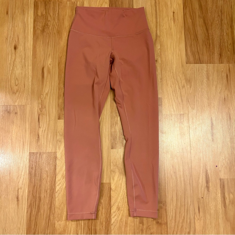 Lululemon Athletica Pink Leggings for Active Comfort